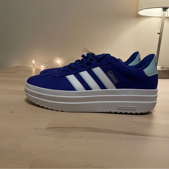 Adidas Women's Sneakers in Blue and White - Picture 3 of 6